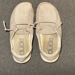 Hey Dude Kids Shoes in Light Gray